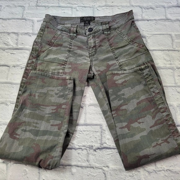 Sanctuary Camo Skinny Pants size 28 - Picture 2 of 12